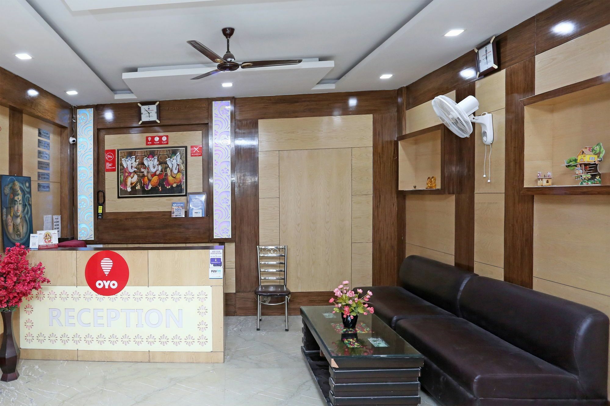 Oyo9233克里希纳勋爵小屋酒店 新德里 外观 照片