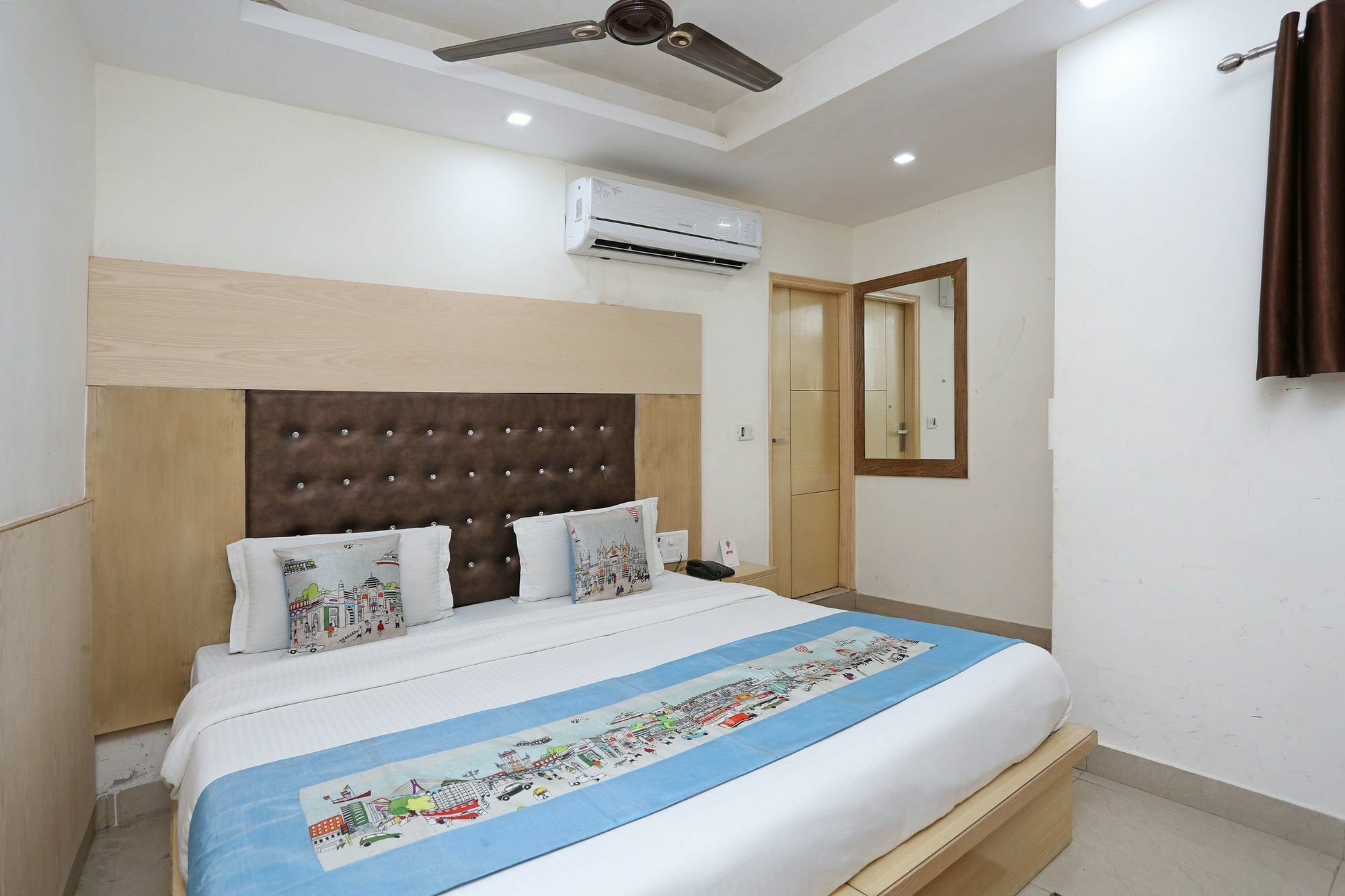 Oyo9233克里希纳勋爵小屋酒店 新德里 外观 照片